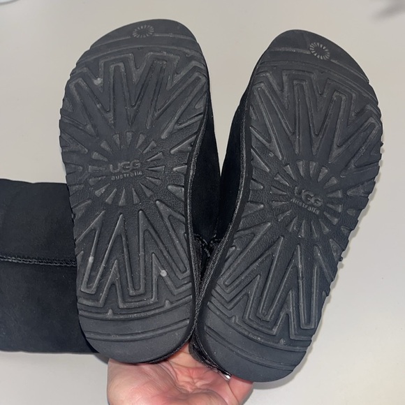 UGG genuine leather upper classic Tall womens sheepskin boots size W5 - Picture 4 of 11